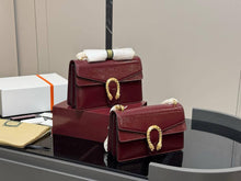 Load image into Gallery viewer, Gucci Dionysus shoulder bag