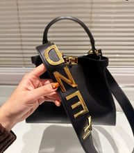Load image into Gallery viewer, Fendi Peekaboo Bag