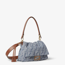 Load image into Gallery viewer, Fendi Mamma Baguette medium bag