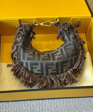 Load image into Gallery viewer, Fendi Fendigraphy Mini hobo bag