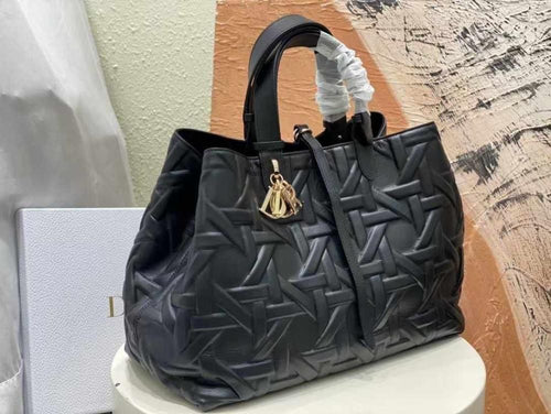 Medium Dior Toujours Bag
