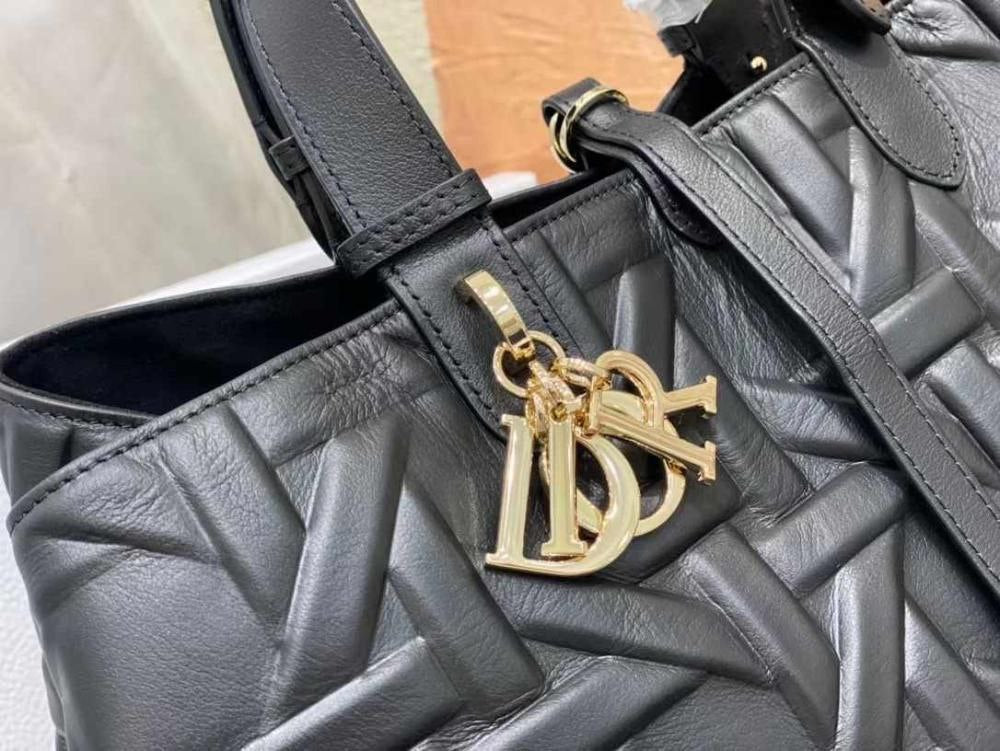 Medium Dior Toujours Bag