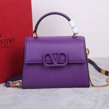 Load image into Gallery viewer, Valentino Garavani small VSling tote bag