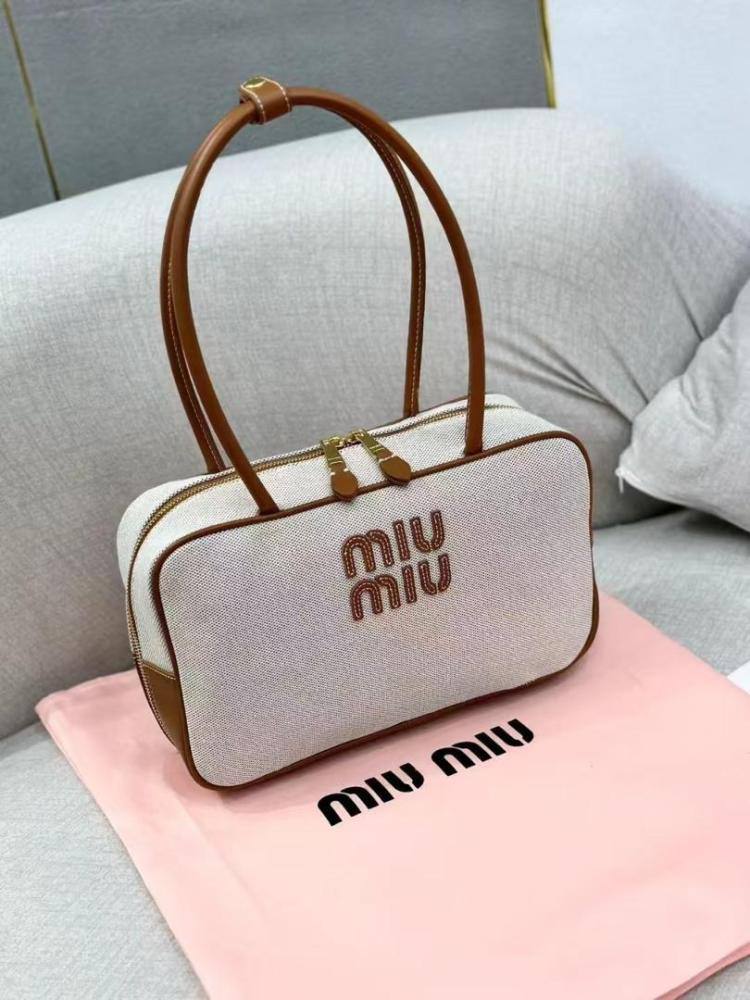 Miu Miu Beau shoulder bag