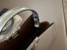 Load image into Gallery viewer, Tory Burch Mini Eleanor Metallic Satchel