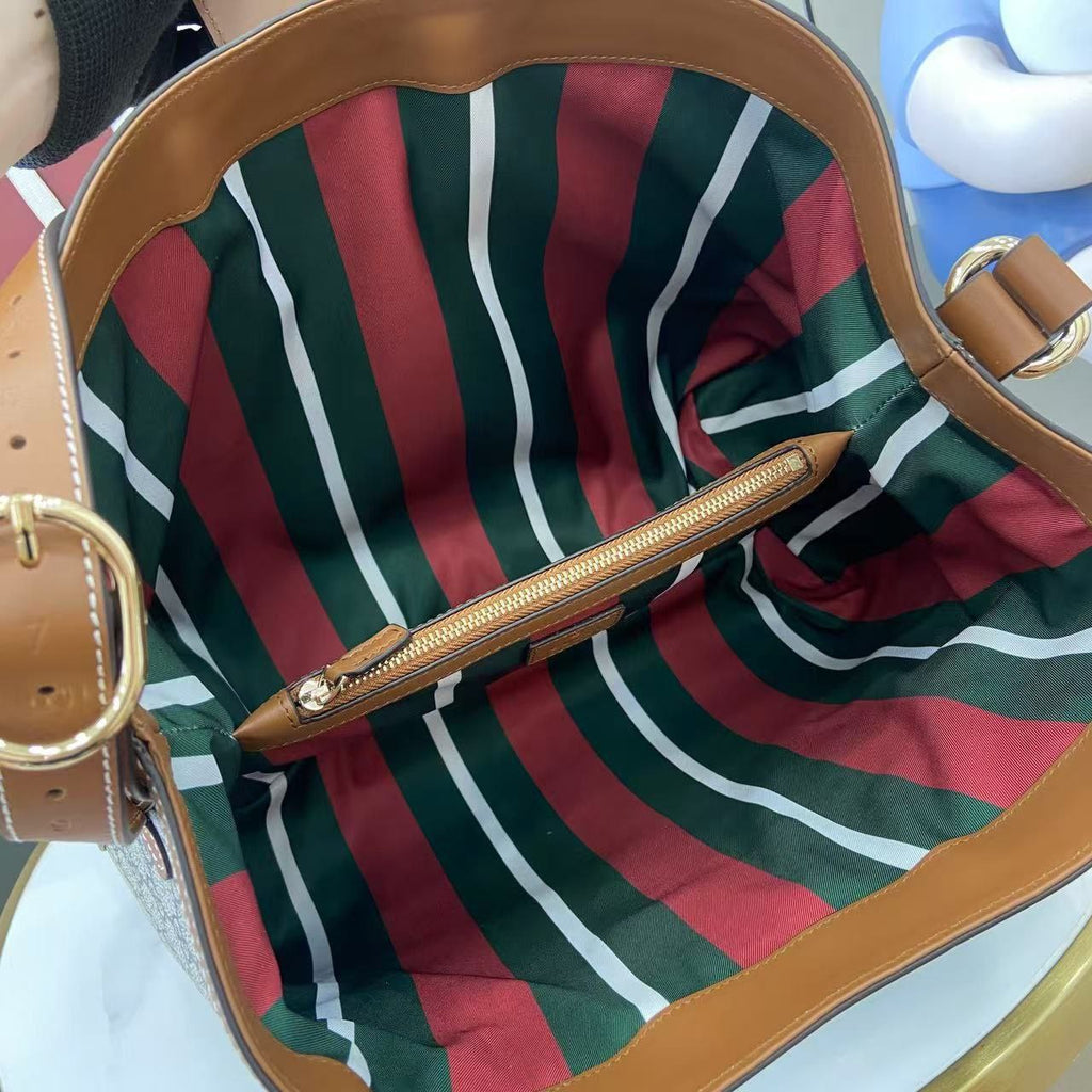 Gucci Padlock medium shoulder bag