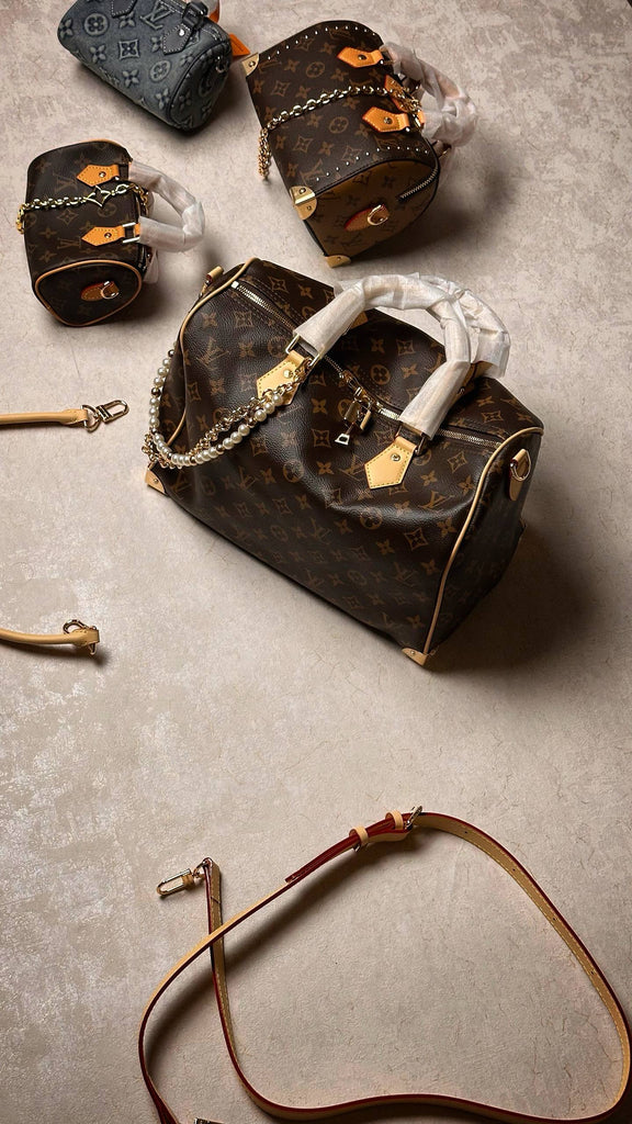 LV 57th Street NYC Speedy Soft 30