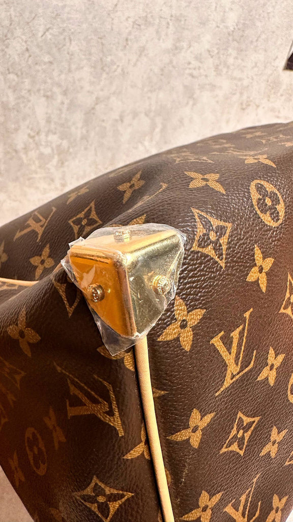 LV 57th Street NYC Speedy Soft 30