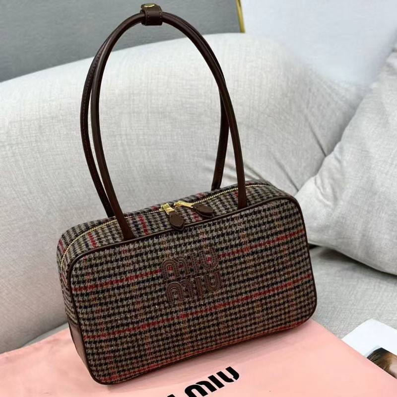 Miu Miu Beau shoulder bag