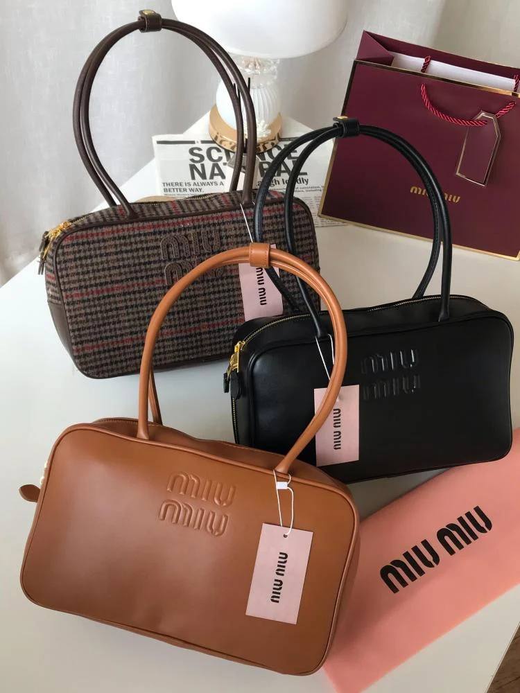 Miu Miu Beau shoulder bag