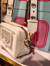 Load image into Gallery viewer, Chiara Ferragni Eyelike camera bag