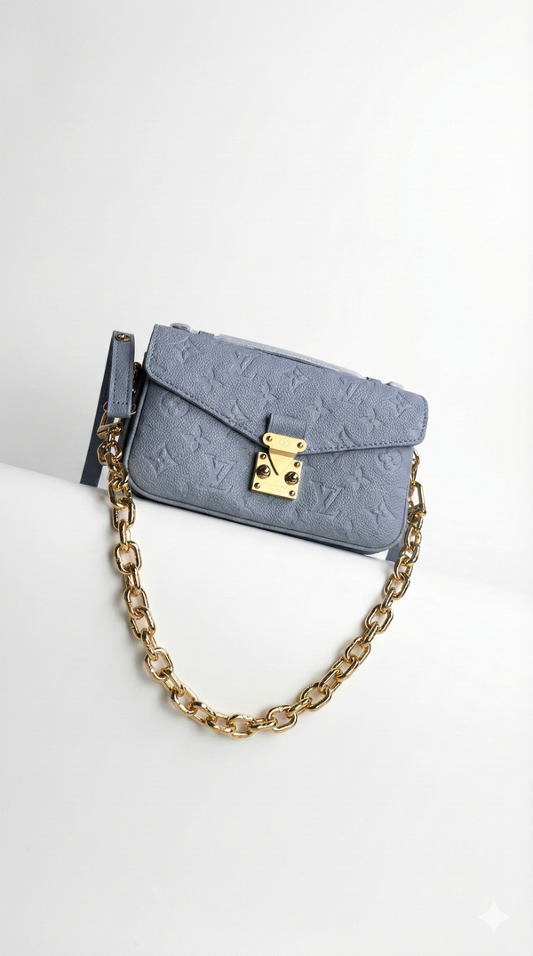 Louis Vuitton Pochette Métis East West Bag