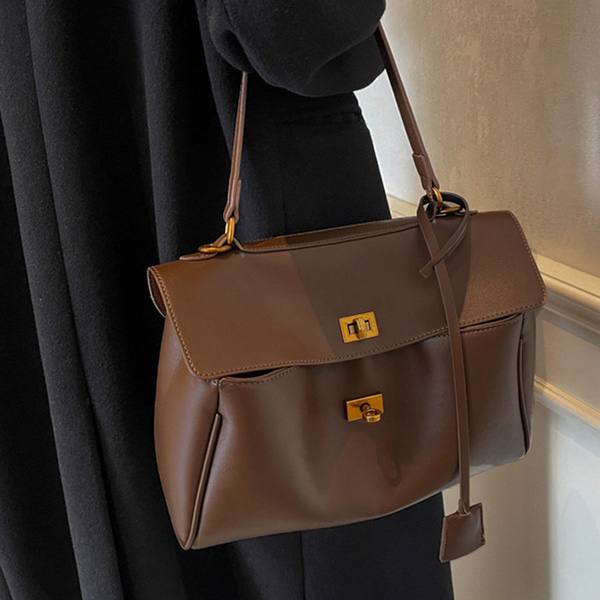 Balenciaga Rodeo Medium Handbag